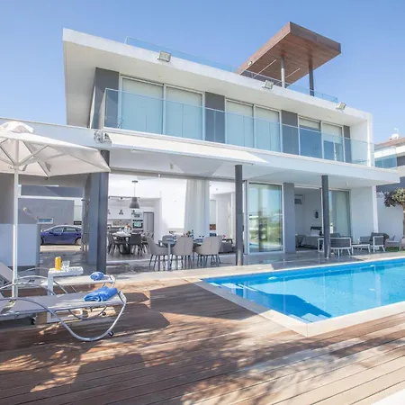 Ferienvilla Olivine Pearl Mit Meerblick Holiday home
