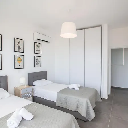 בית נופש Ferienvilla Olivine Pearl Mit Meerblick פרוטאראס